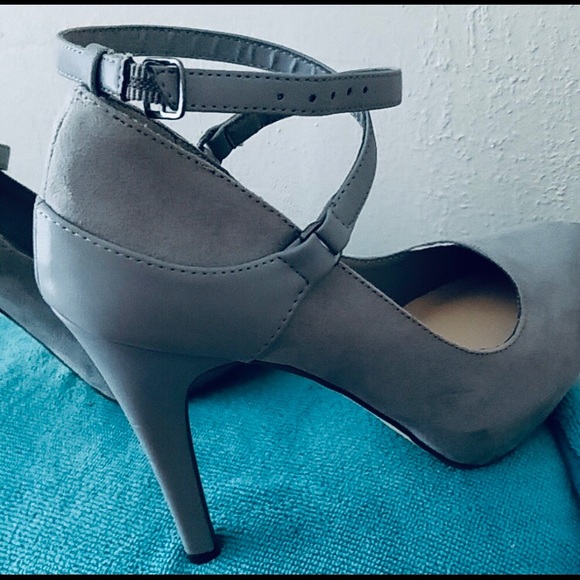 Grey platform strappy heels - Picture 6 of 6